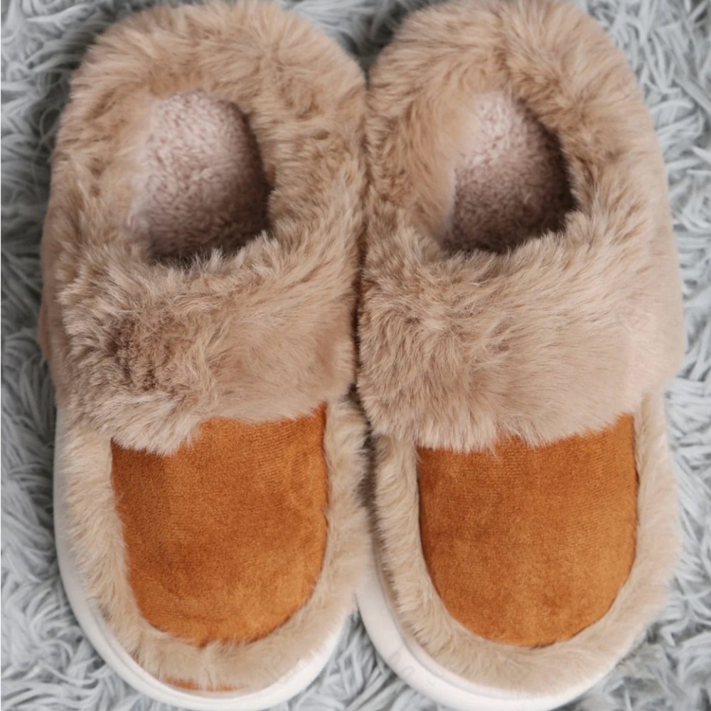 COPY - Cozy Faux Fur Slippers - Beige and Brown